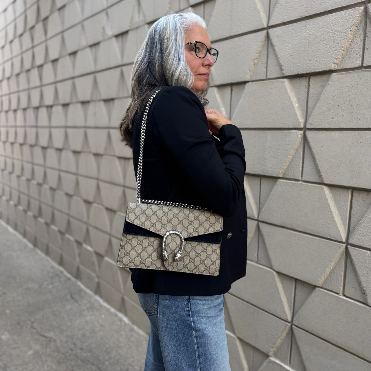 Gucci Dionysus Medium Shoulder Bag