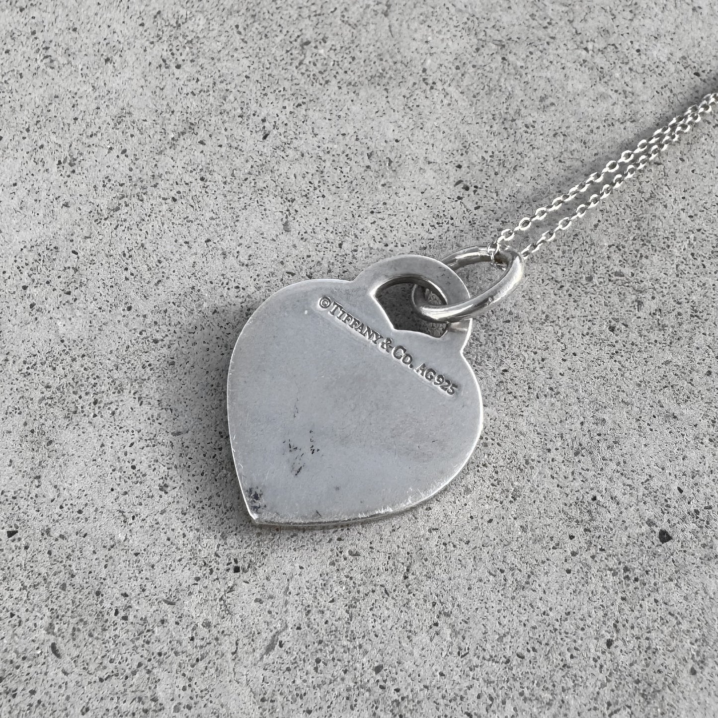 Tiffany & Co. Return to Tiffany Large Heart Pendant on Chain