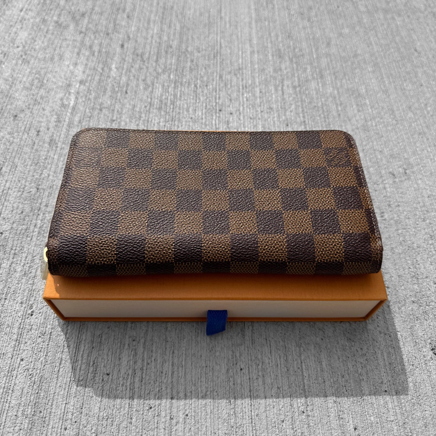 Louis Vuitton Zippy Wallet