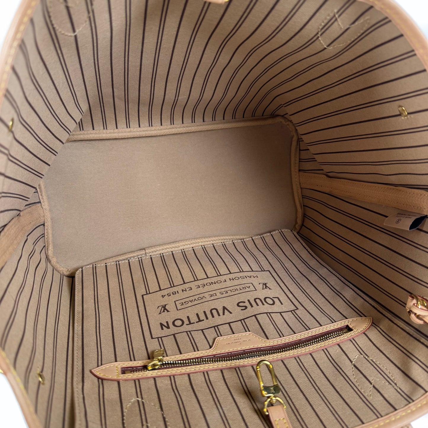 Louis Vuitton Neverful MM Bag