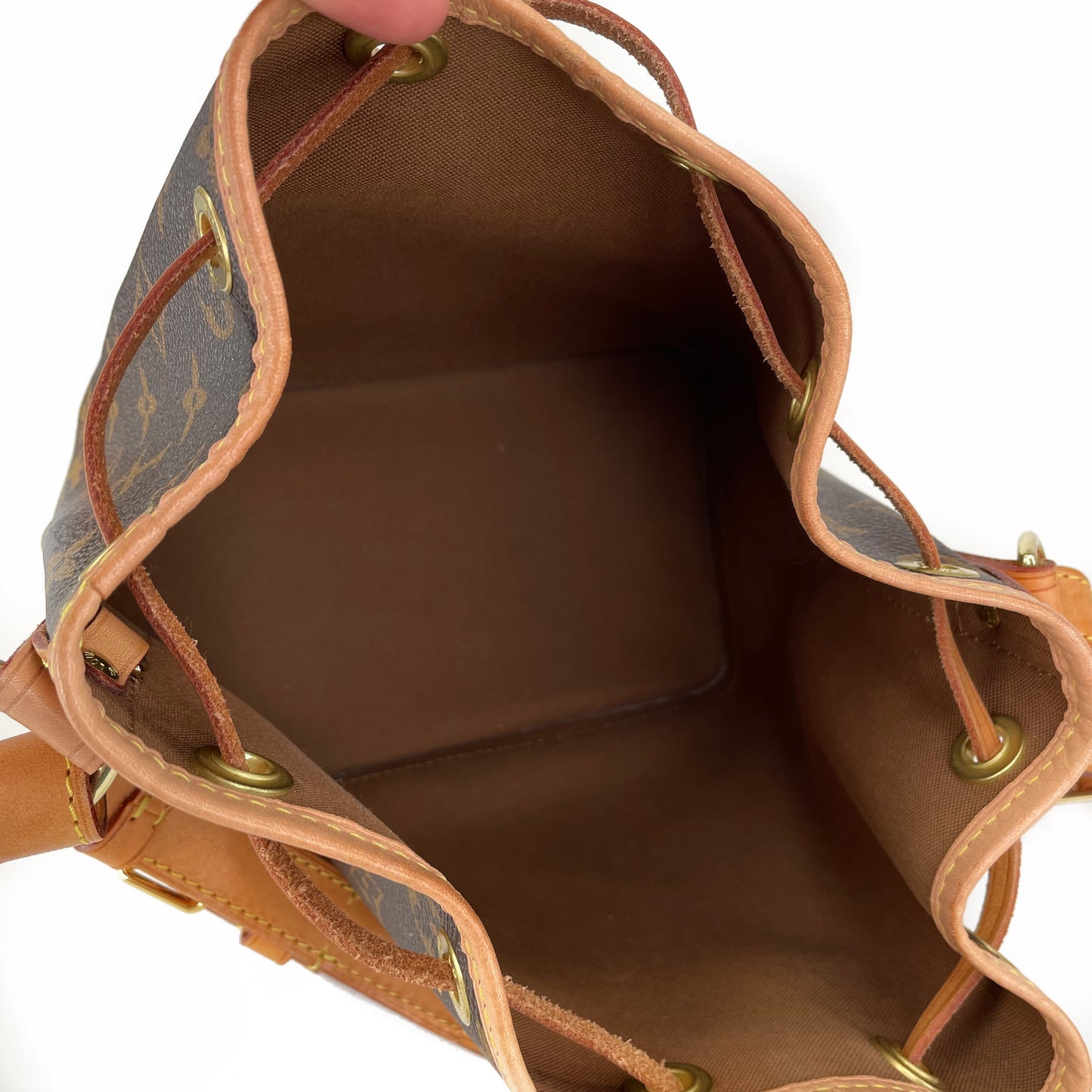 Louis Vuitton NeoNoe Bag
