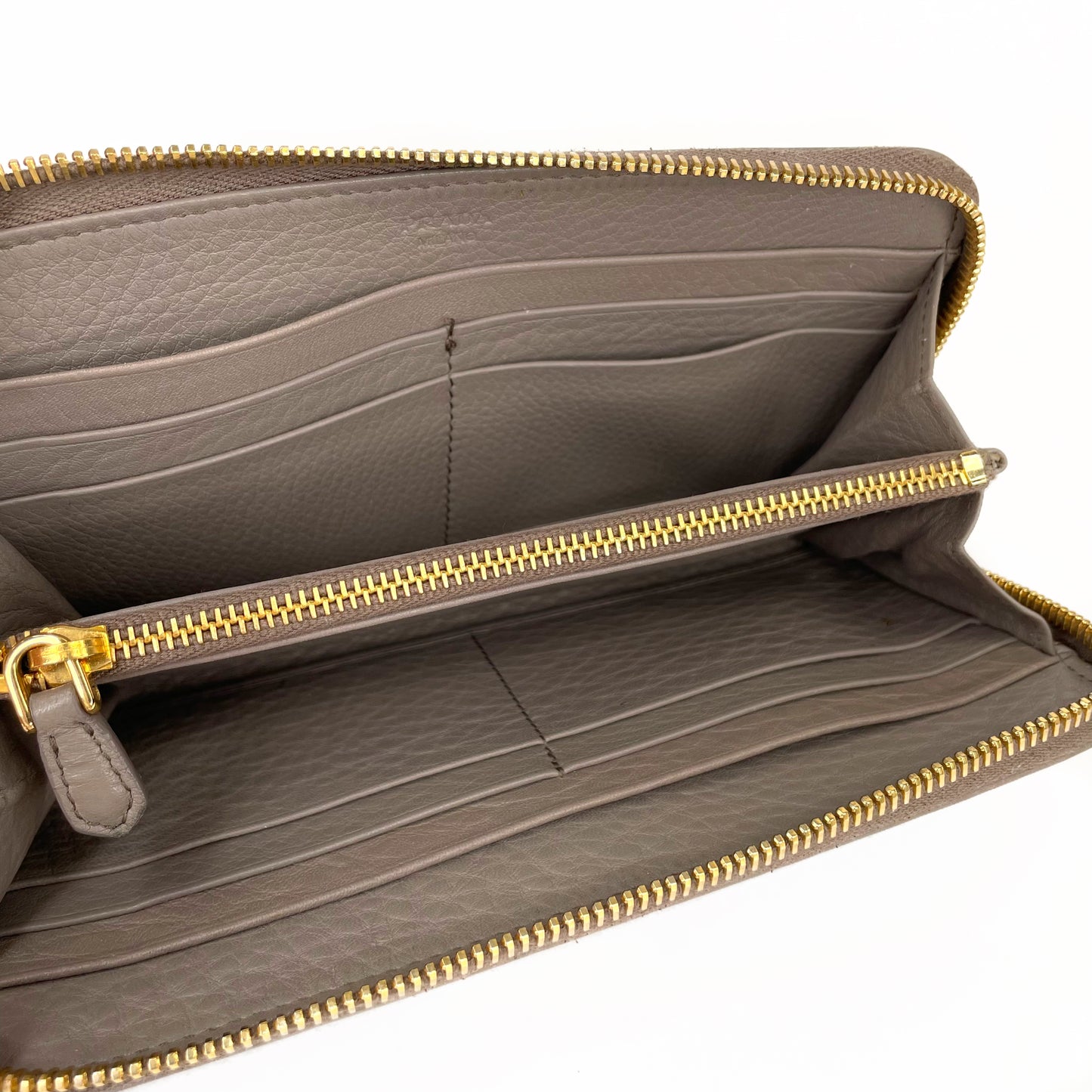 Prada Vitello Daino Wallet