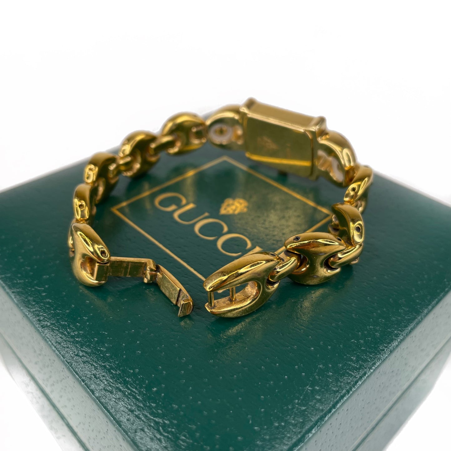 Gucci Vintage Gold toned Chain Watch