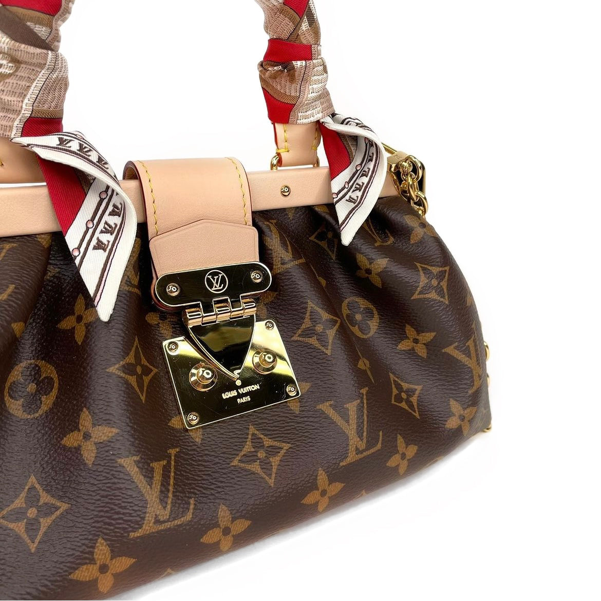 Louis Vuitton Clutch Monogram
