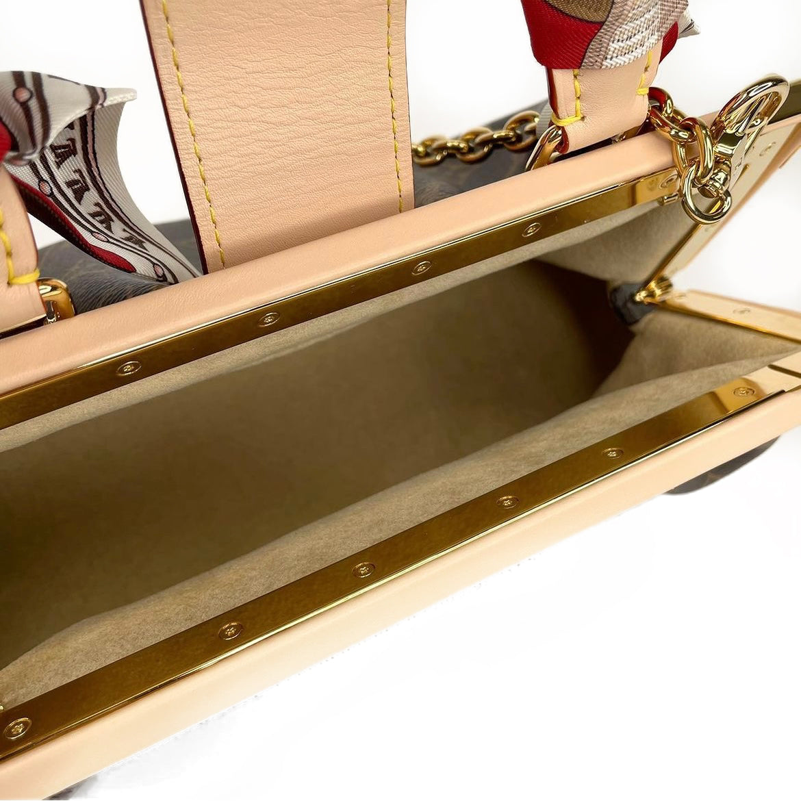 Louis Vuitton Clutch Monogram