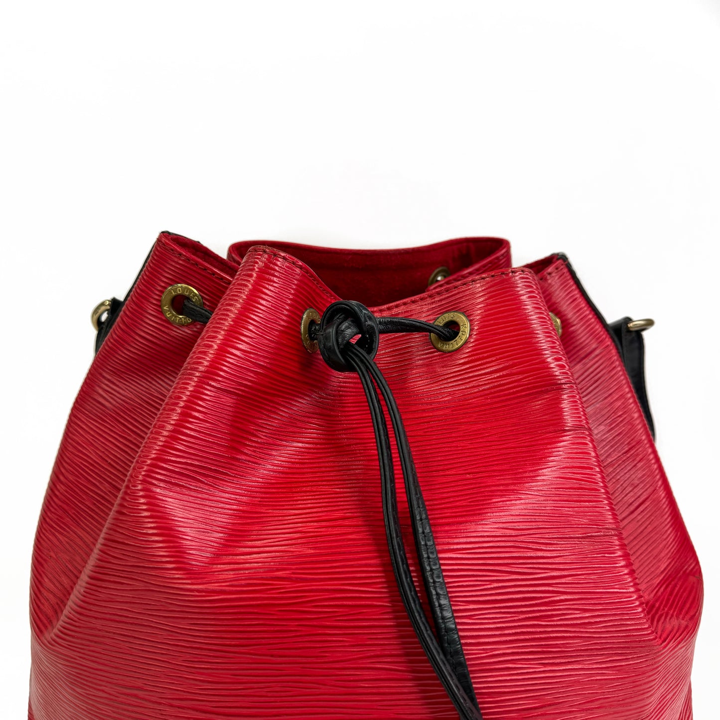 Louis Vuitton Noe Bucket Bag