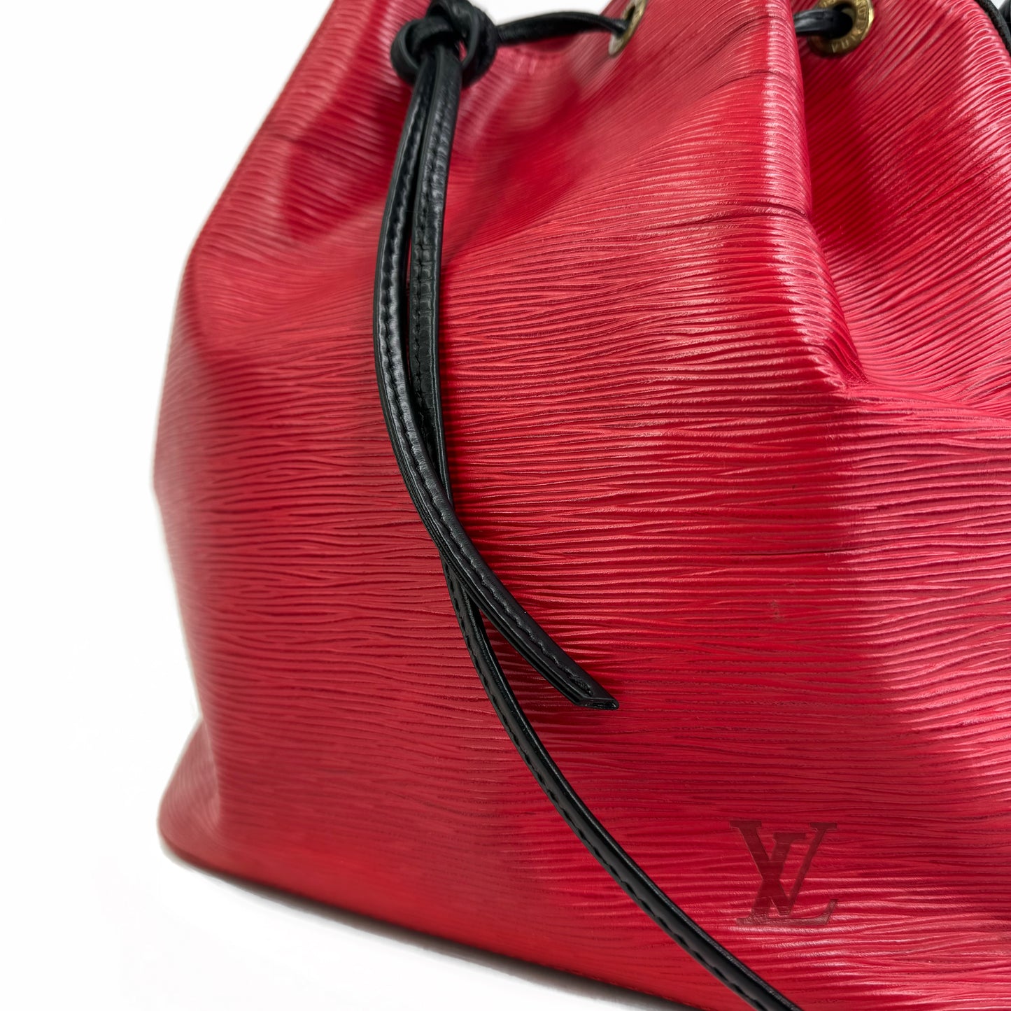 Louis Vuitton Noe Bucket Bag
