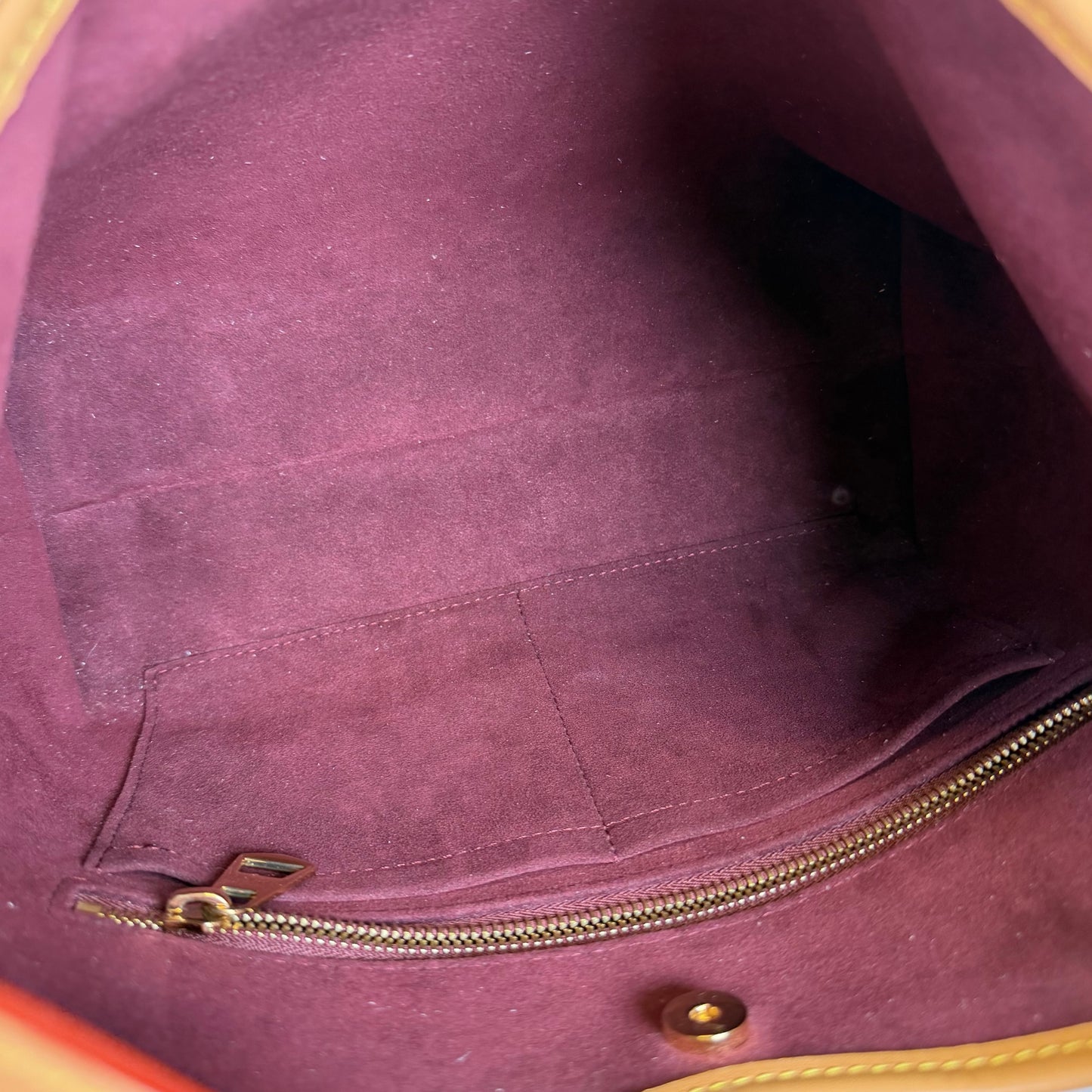 Louis Vuitton CarryAll MM Bag