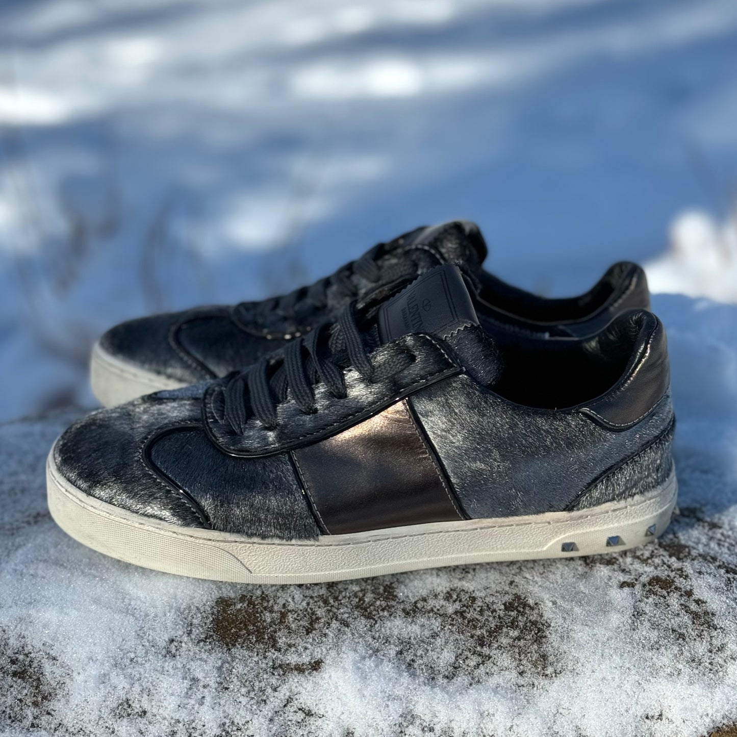 Valentino Flycrew Rockstud Sneaker