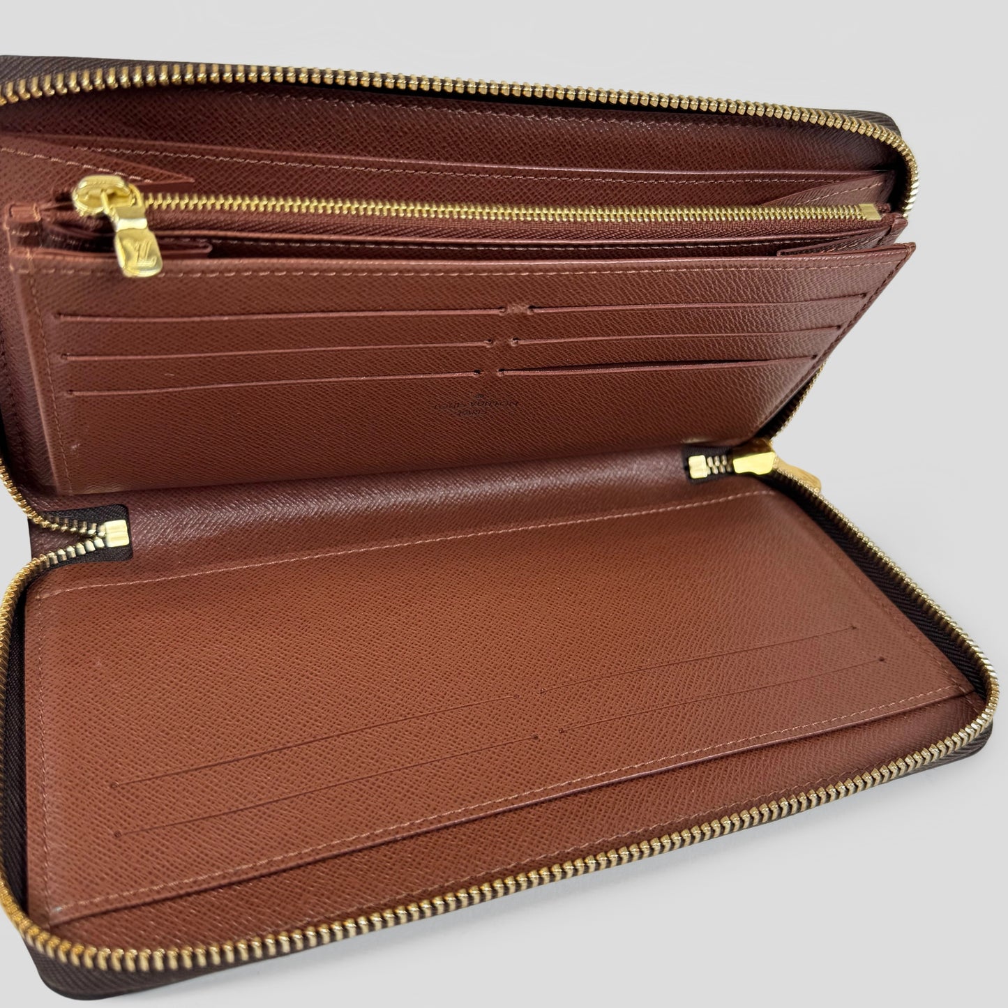 Louis Vuitton Zippy Organizer