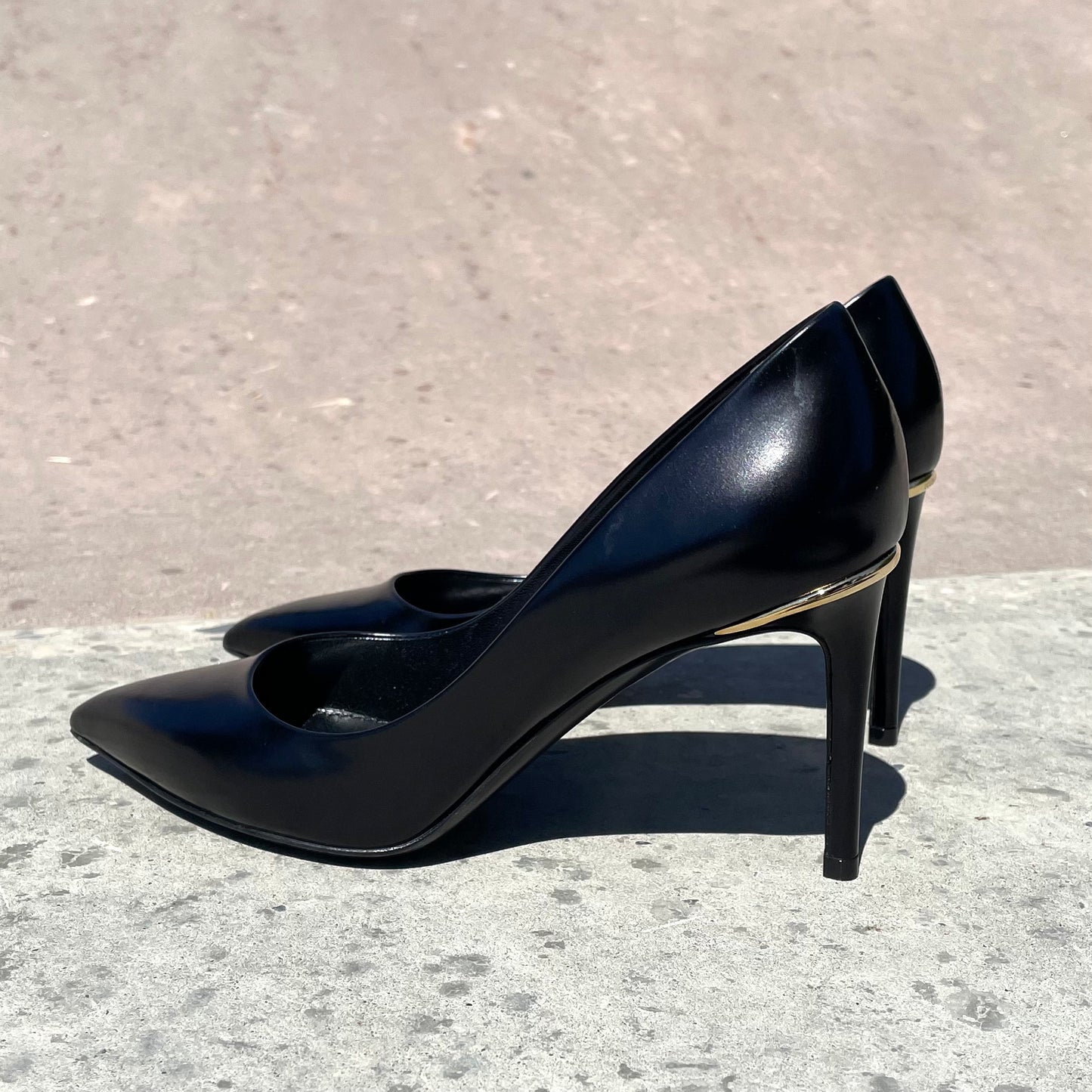 Louis Vuitton Pumps