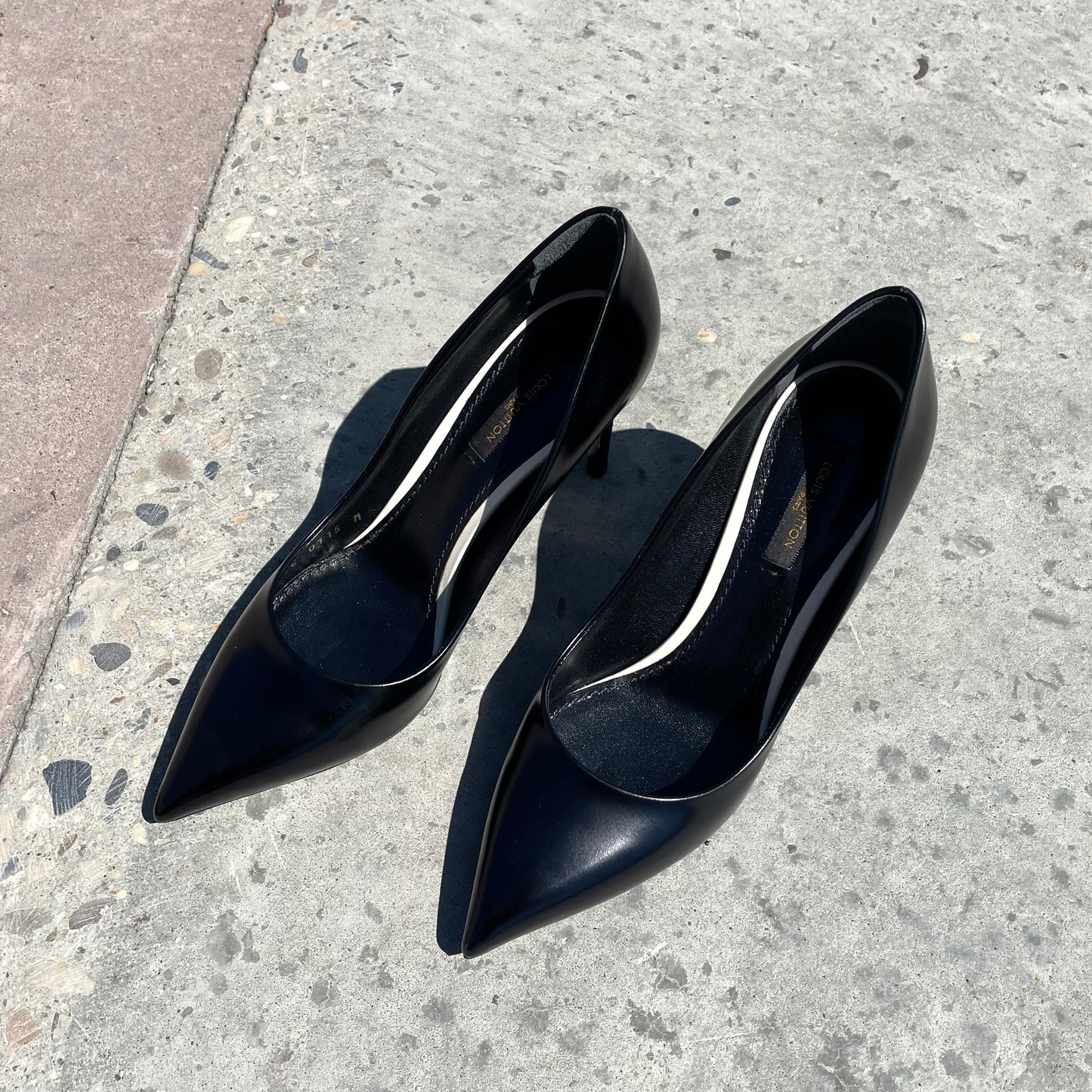 Louis Vuitton Pumps