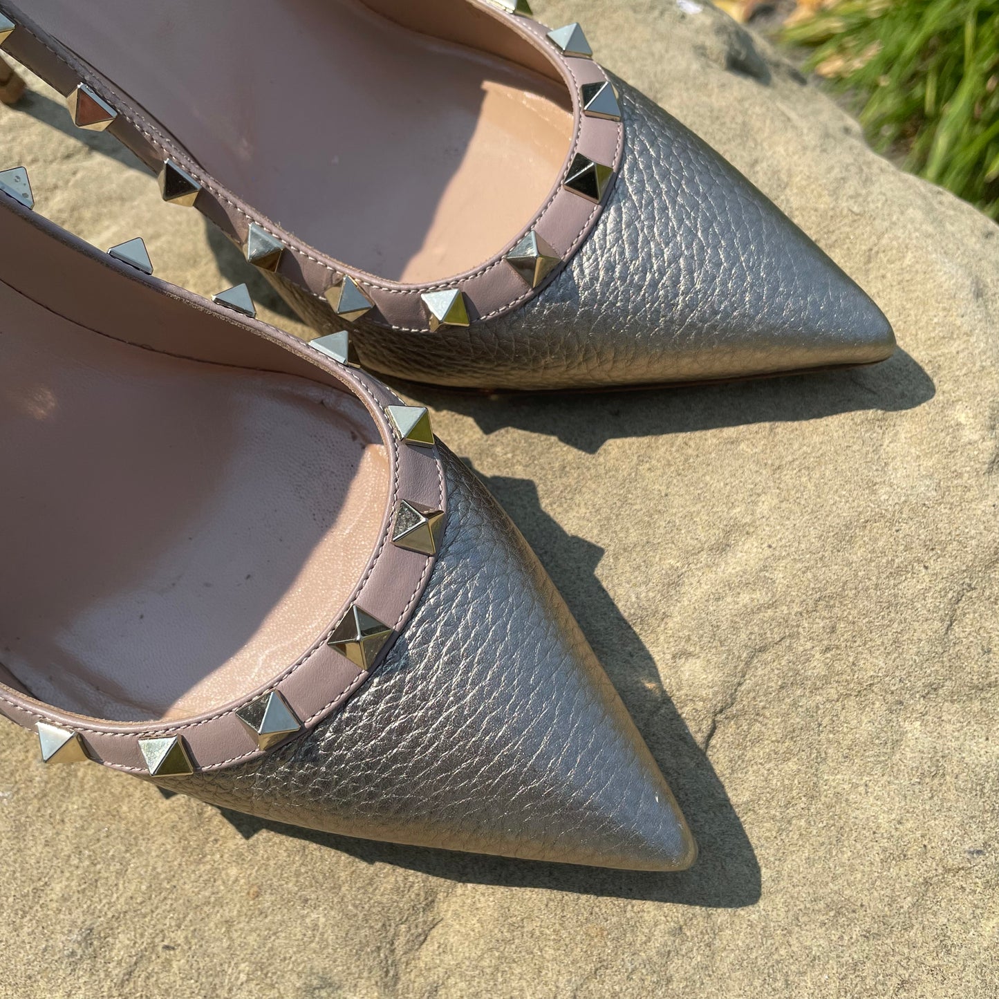 Valentino Rockstud Pumps