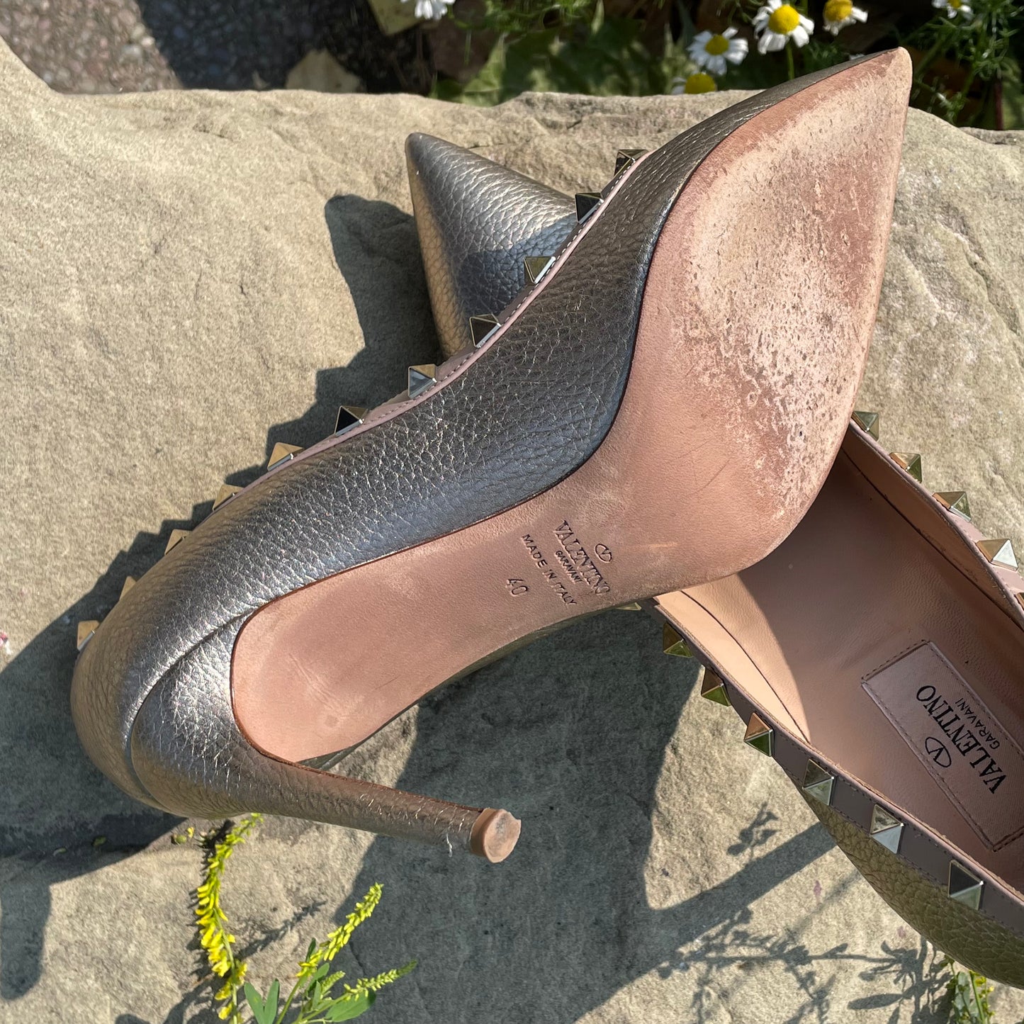 Valentino Rockstud Pumps