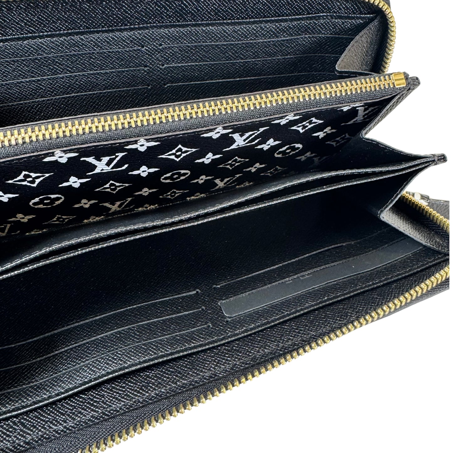 Louis Vuitton Limited Edition Jungle Print Zippy Wallet