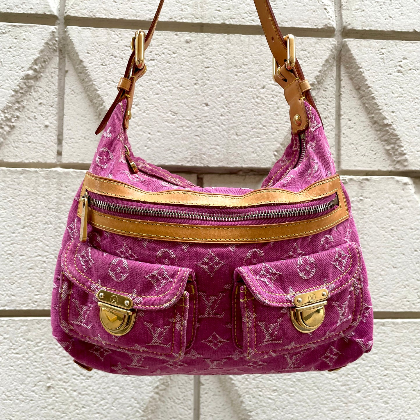 Louis Vuitton Baggy PM Bag