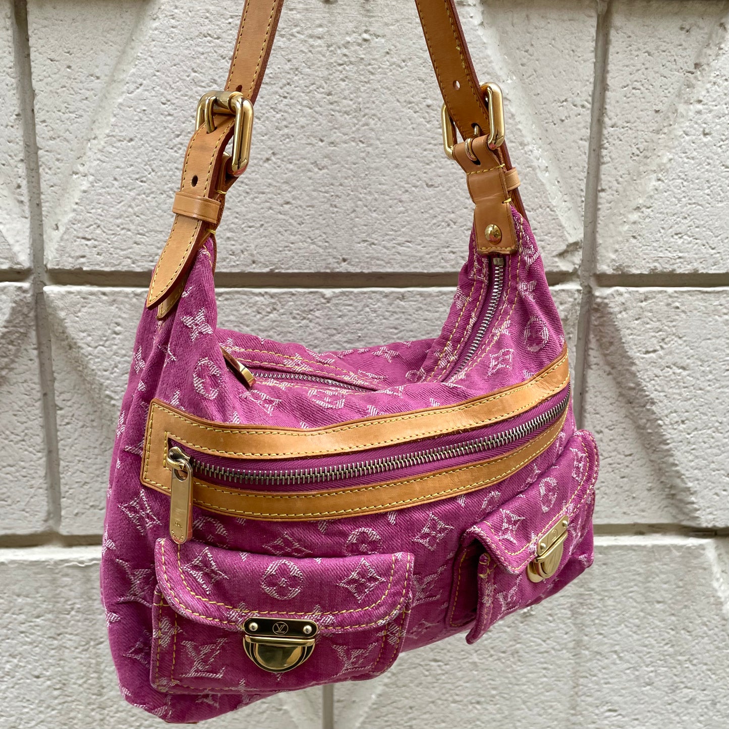 Louis Vuitton Baggy PM Bag