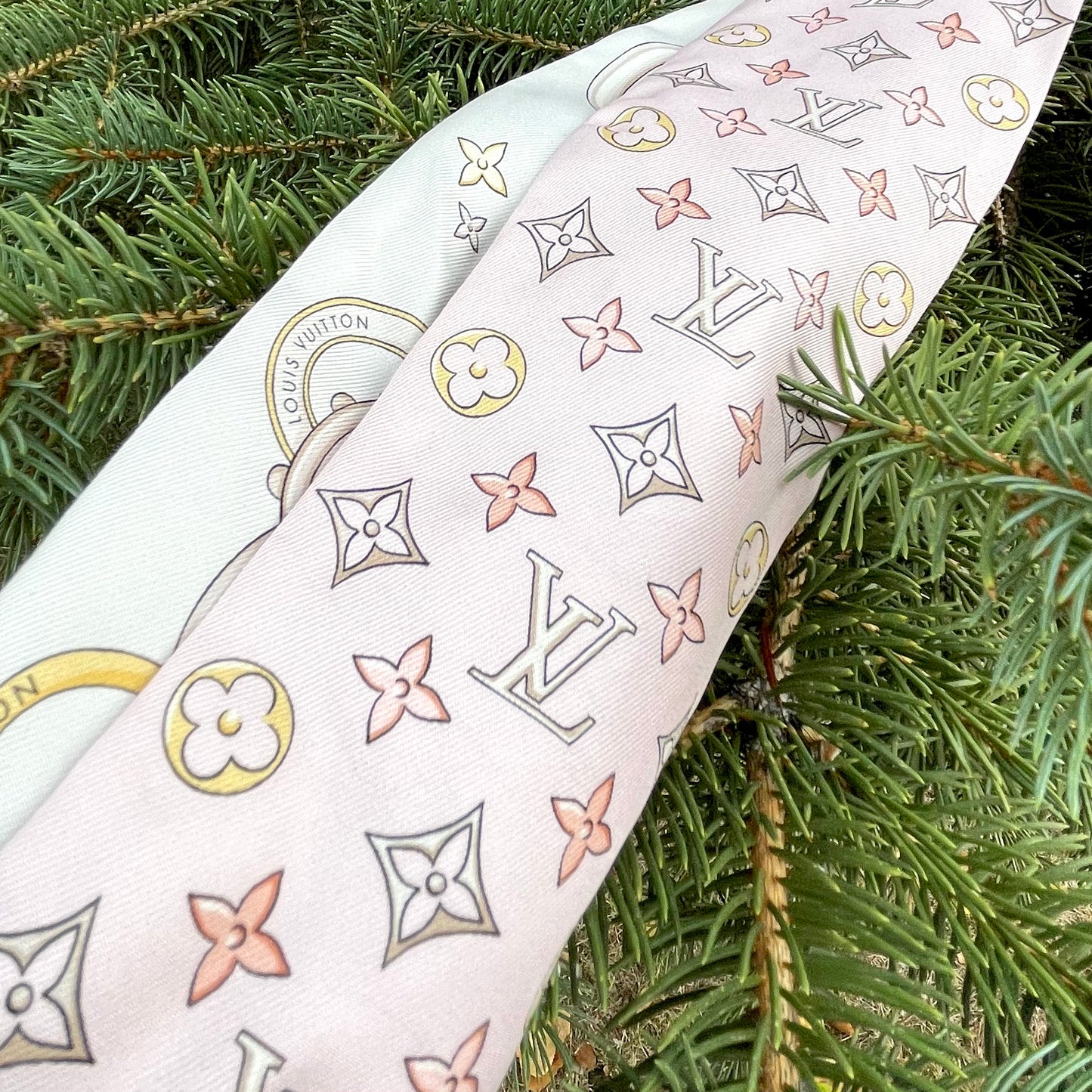 Louis Vuitton Silk Ultimate 3D Bandeau