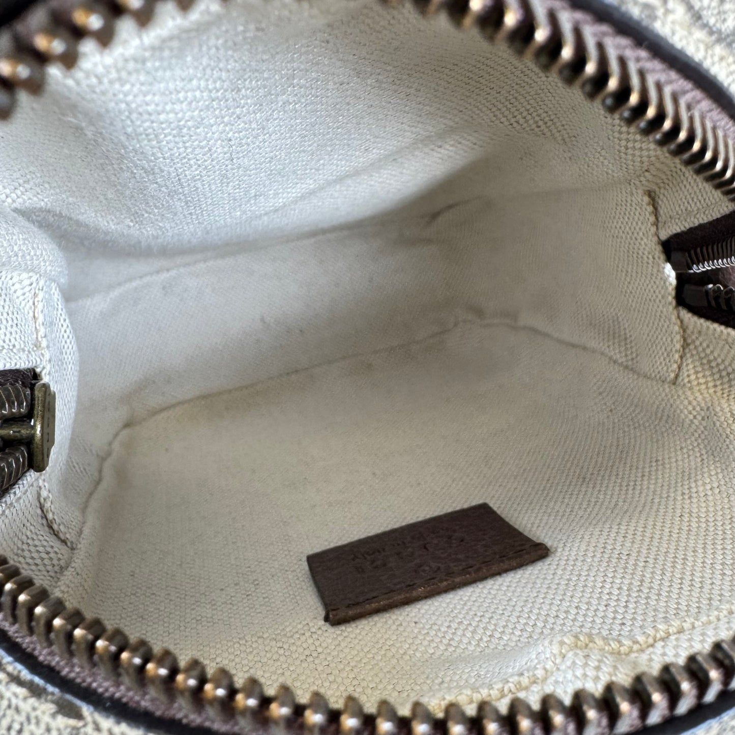 Gucci GG Supreme Mini Neo Vintage Bag