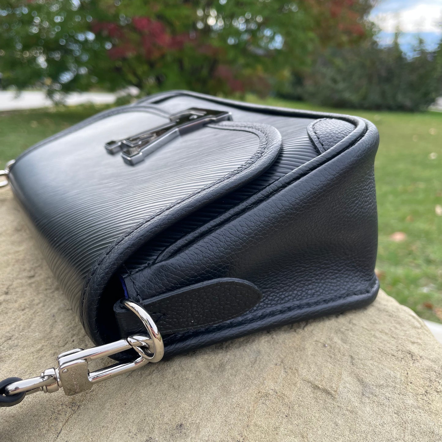 Louis Vuitton Epi Buci Crossbody Bag