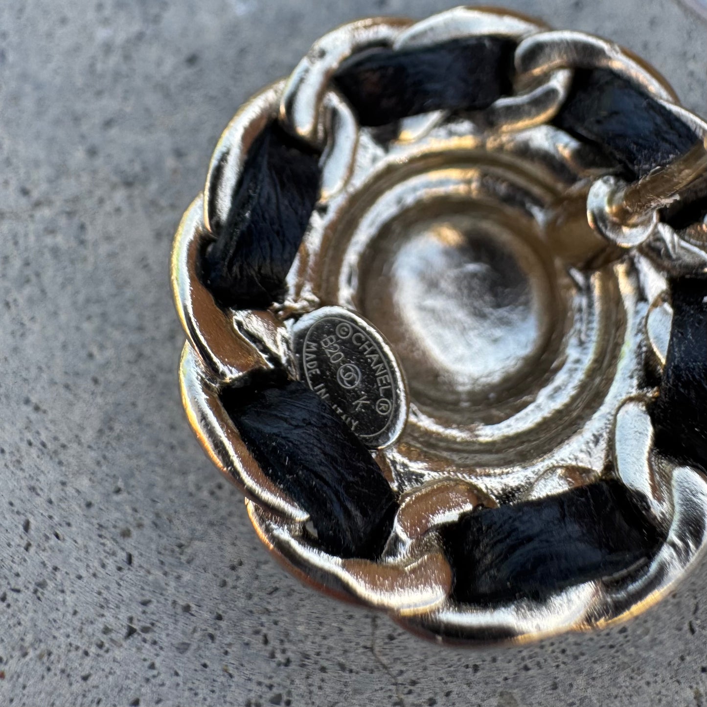 Chanel Coco Metal Lambskin Strass Stud Earrings