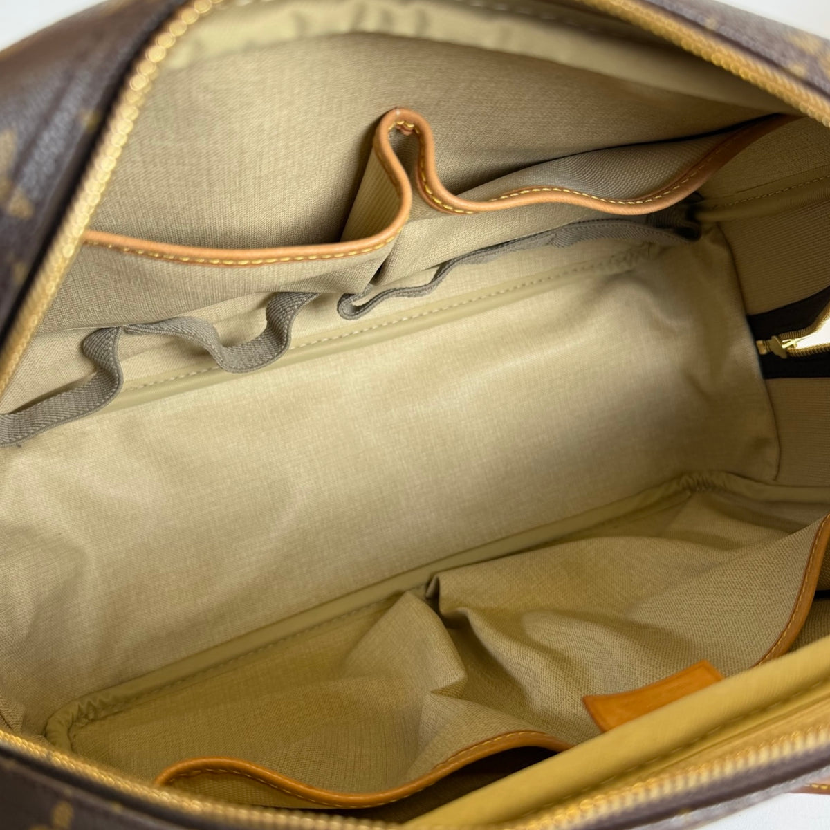 Louis Vuitton Deauville Bag