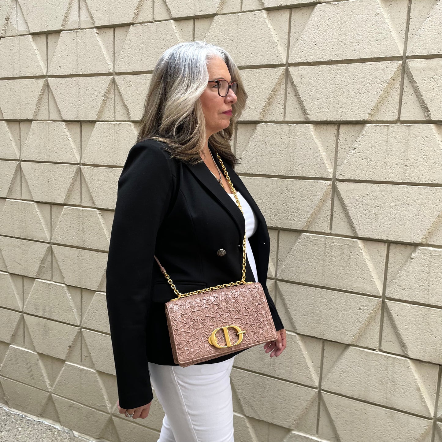 Dior Wavy Montaigne 30 Crossbody Chain Bag