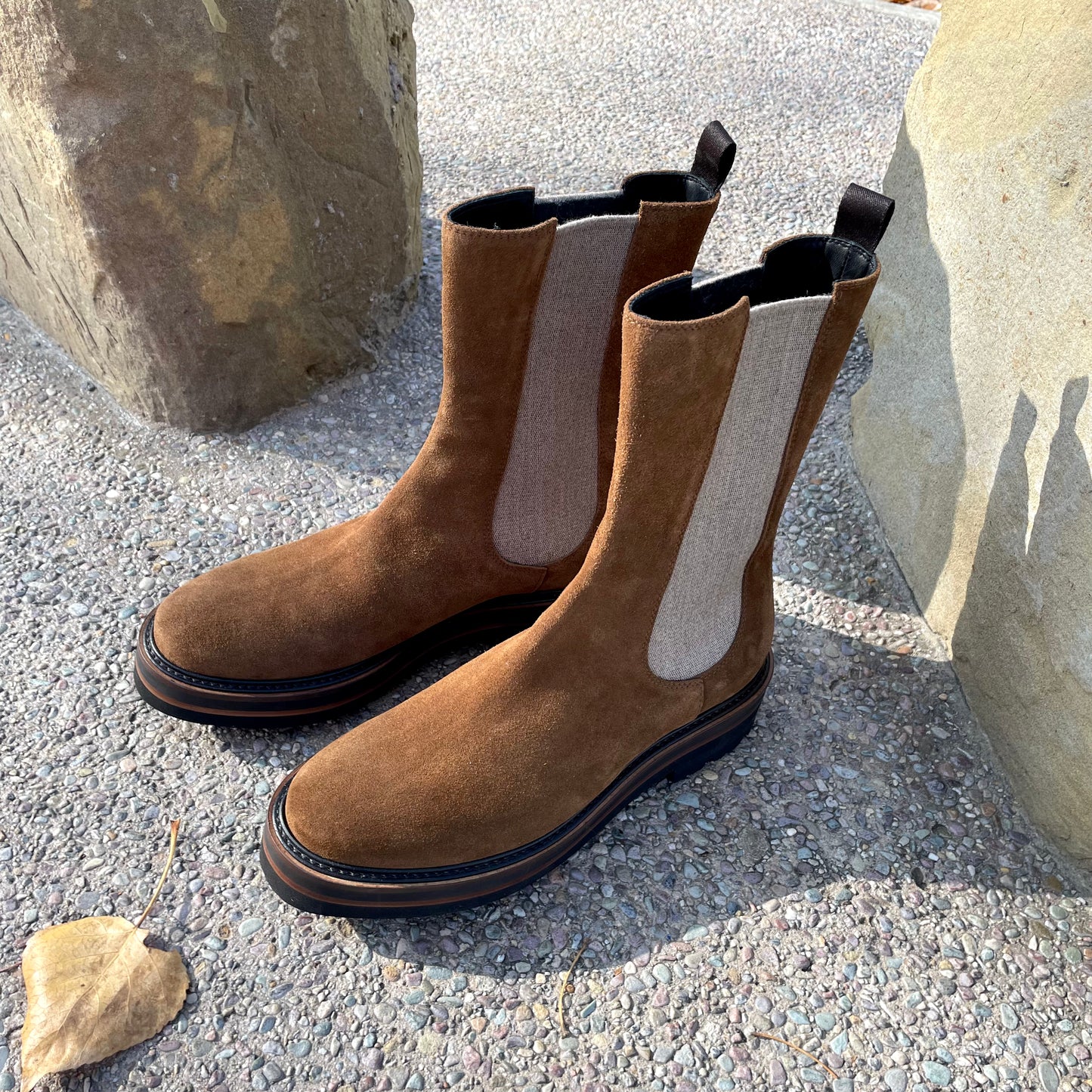 La Canadienne Chelsea Boots