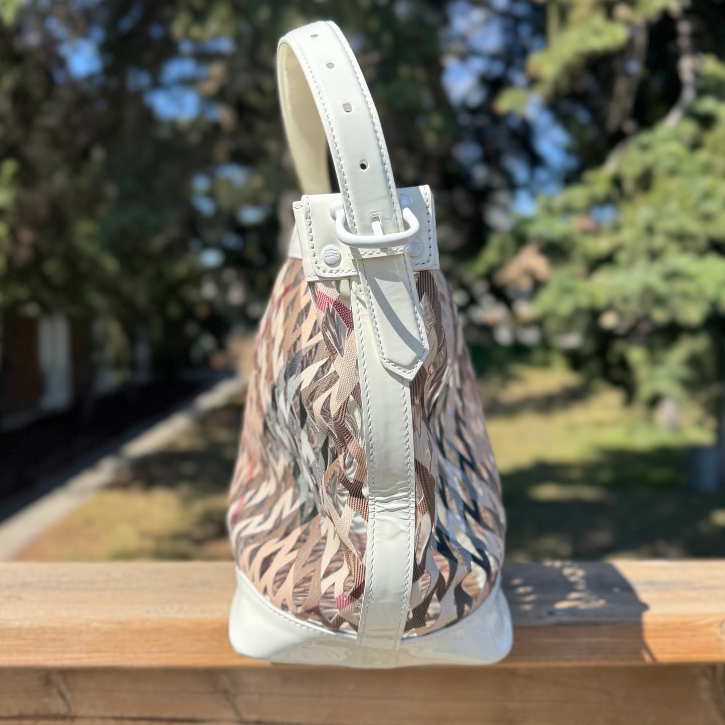 Burberry Nova Check Large Basket Bag