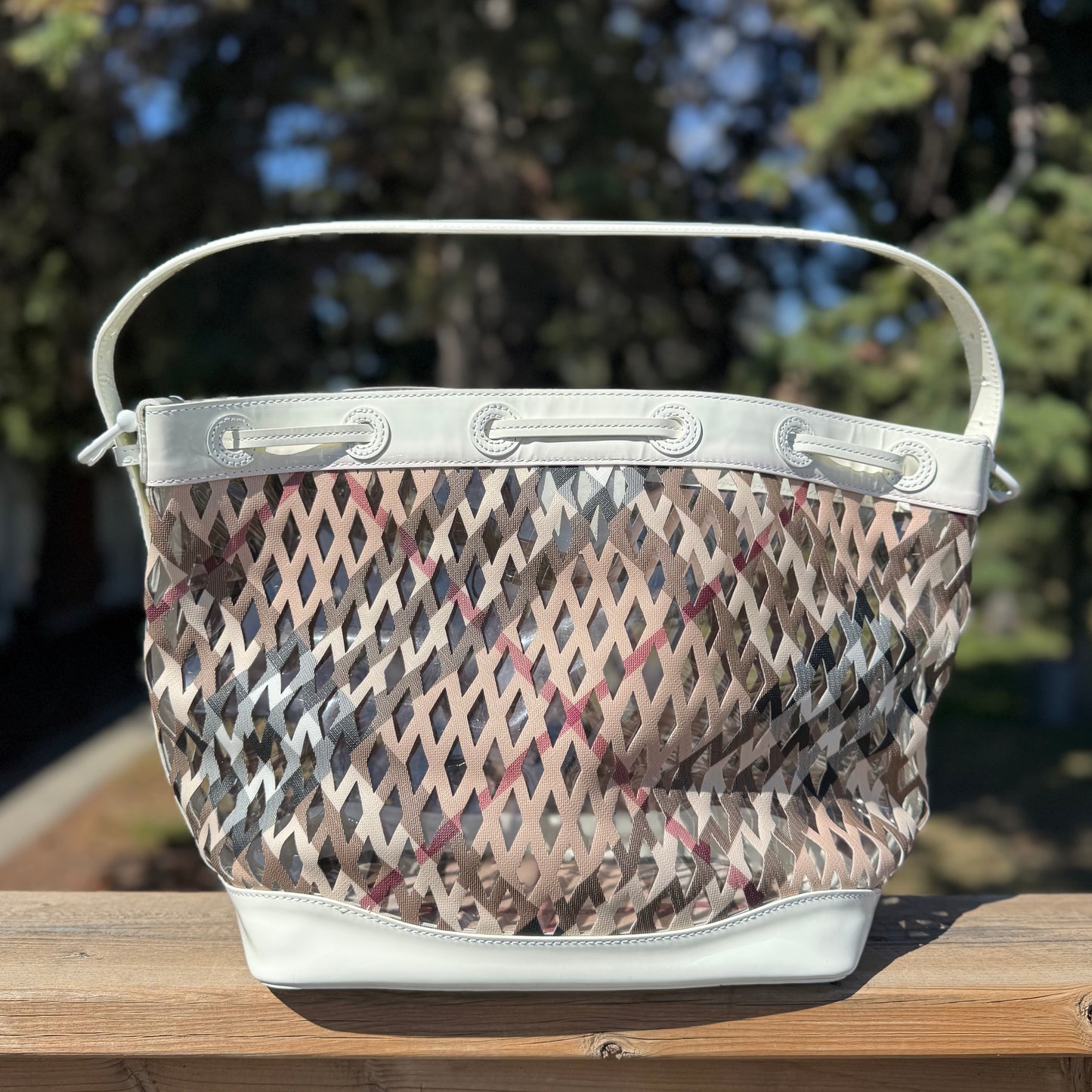 Burberry Nova Check Large Basket Bag