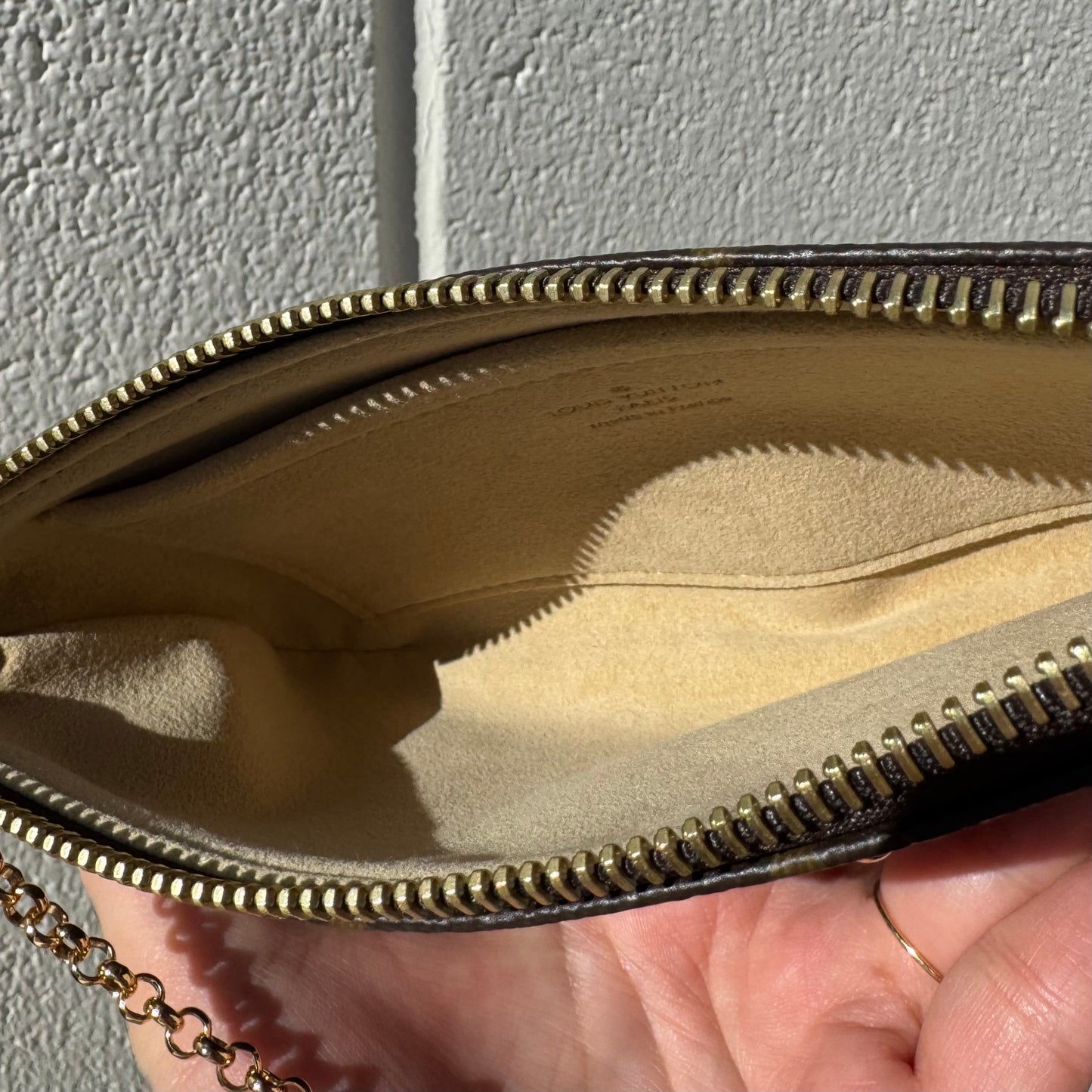 Louis Vuitton Milla MM Pochette