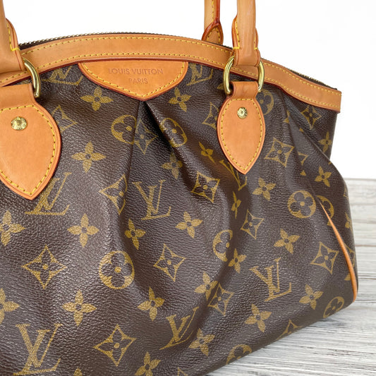 Louis Vuitton Silver/Gold Monogram Canvas X LOL Neverfull Pochette Zippered  Clutch Bag - Yoogi's Closet
