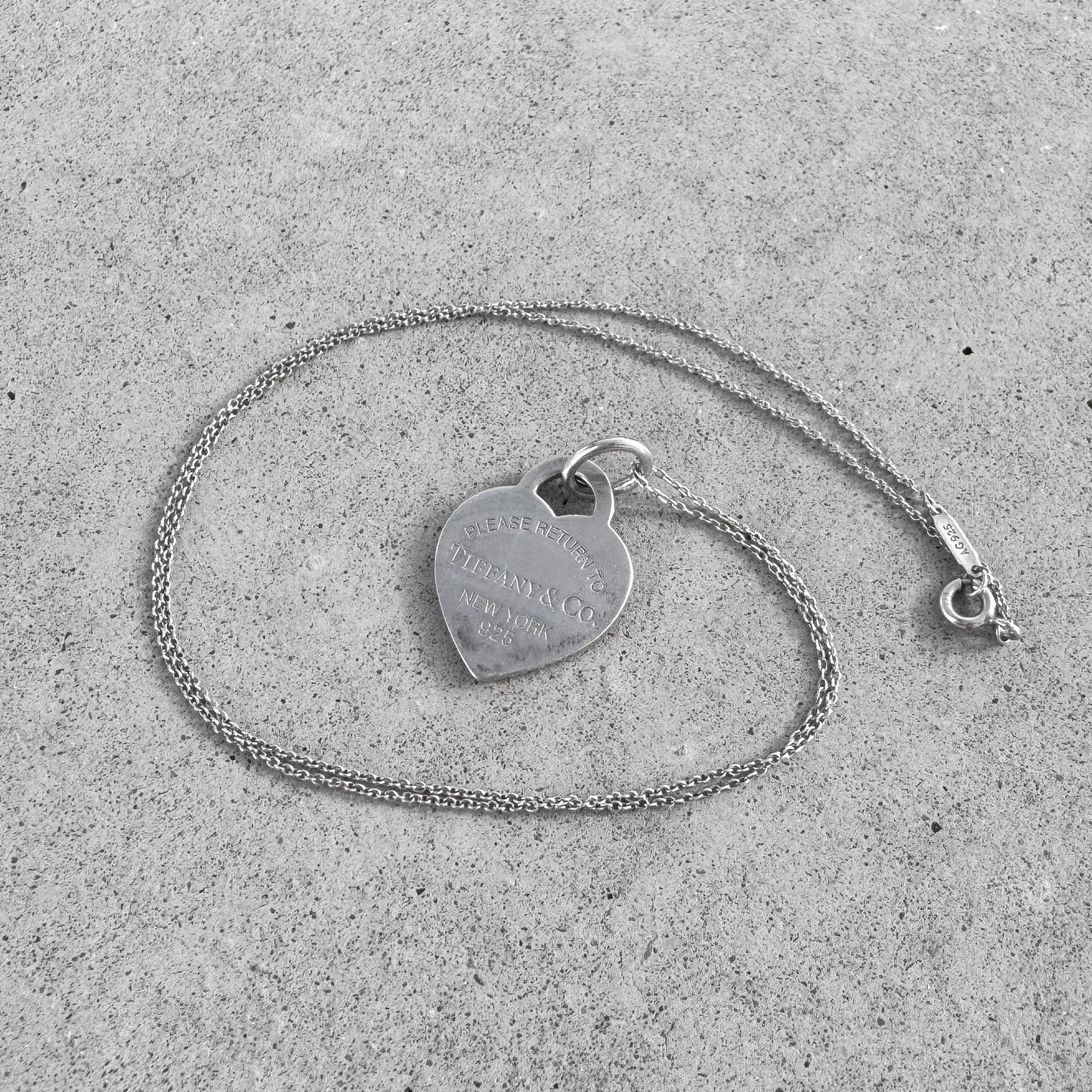 Tiffany & Co. Return to Tiffany Large Heart Pendant on Chain