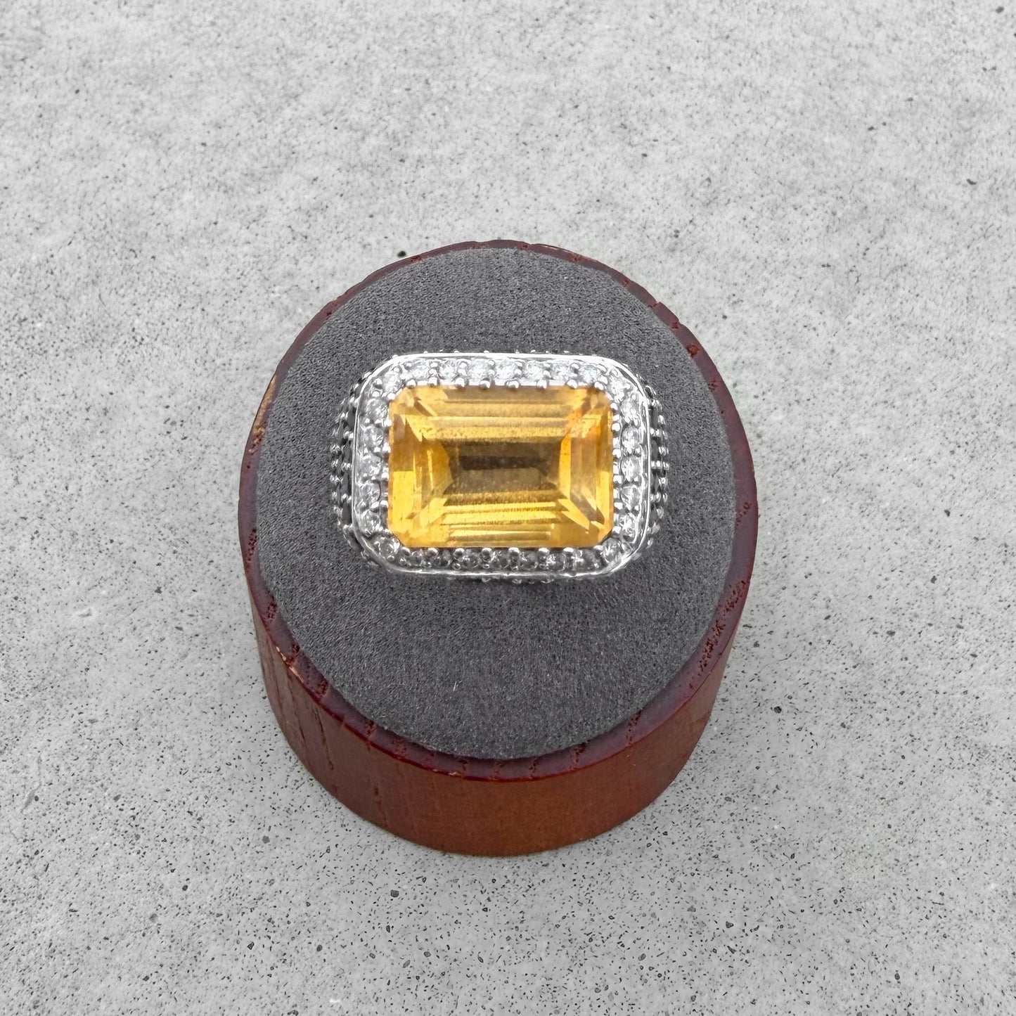 Estate 18K White Gold Citrine, Diamonds Ring