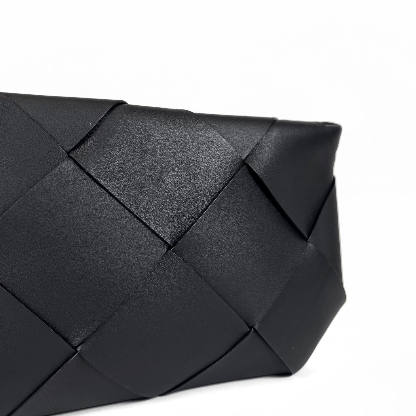 Bottega Veneta Maxi Intrecciato Clutch