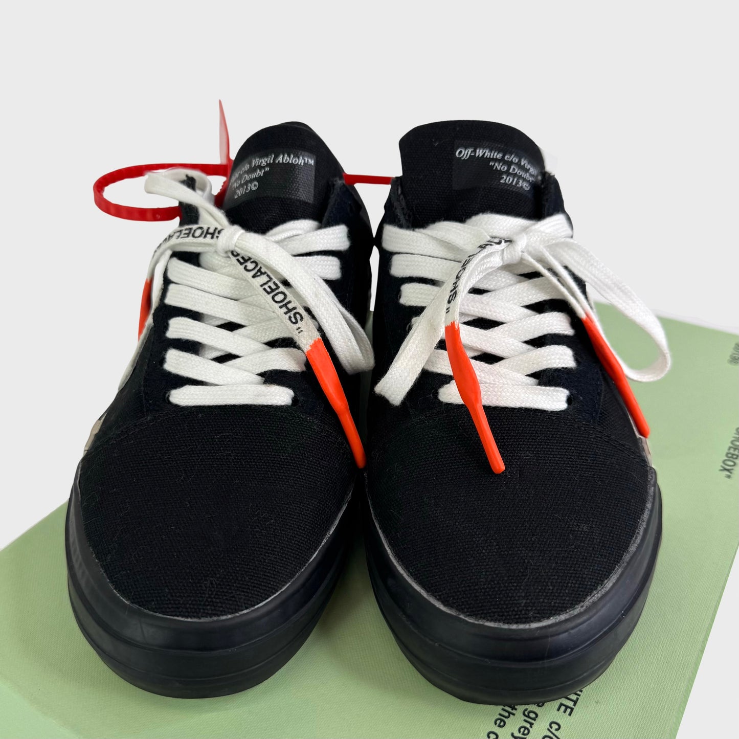 Off-White Vulc Low Top Sneakers