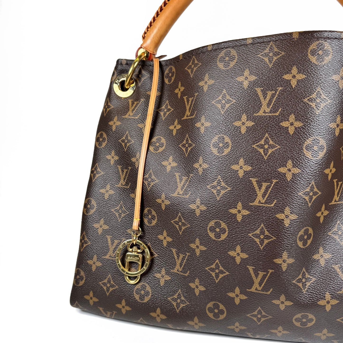 Louis Vuitton Artsy MM Bag