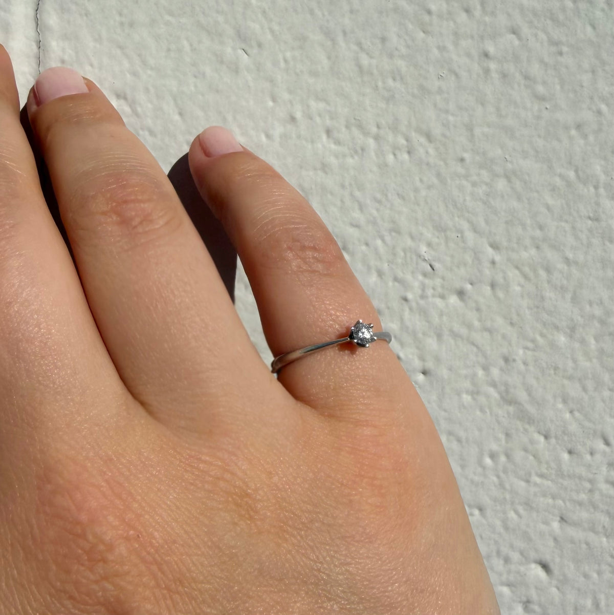 Estate Solitaire Diamond Platinum Ring