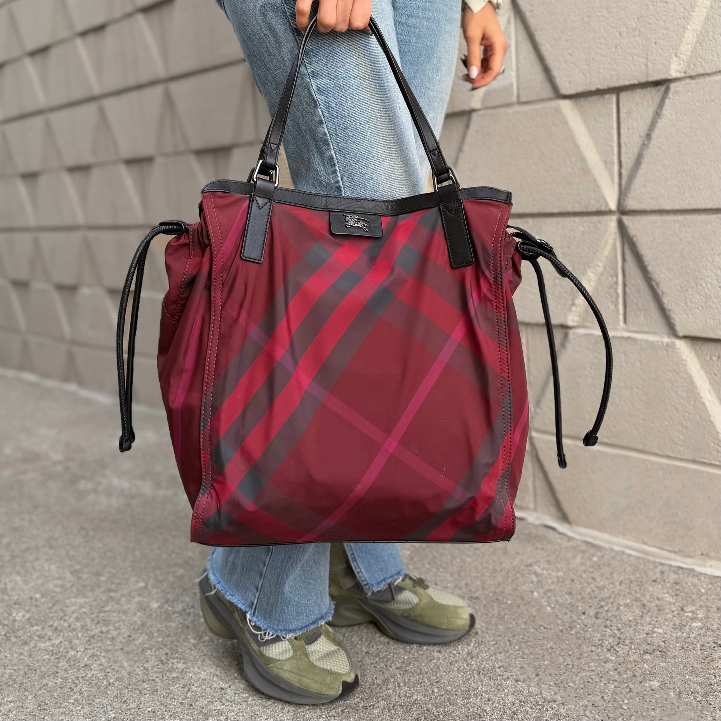 Burberry Buckleigh Tote Bag