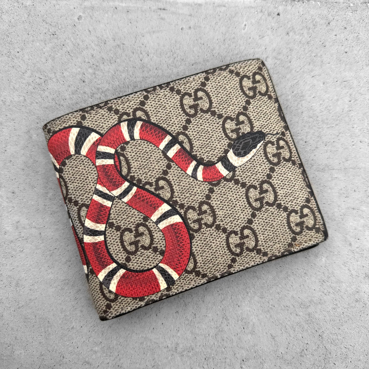 Gucci Kingsnake GG Supreme Wallet