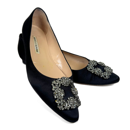 Manolo Blahnic Hangisi Flat Pumps