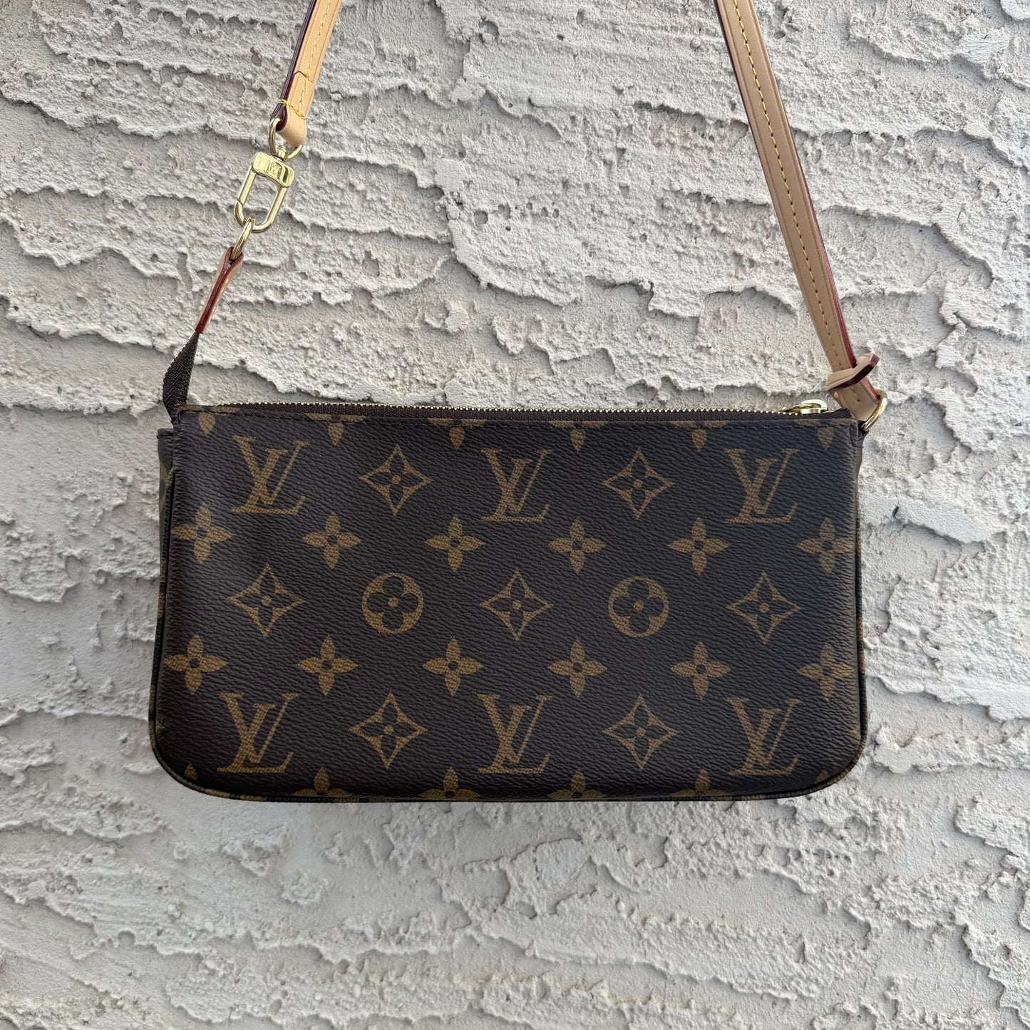 Louis Vuitton Pochette Accessories