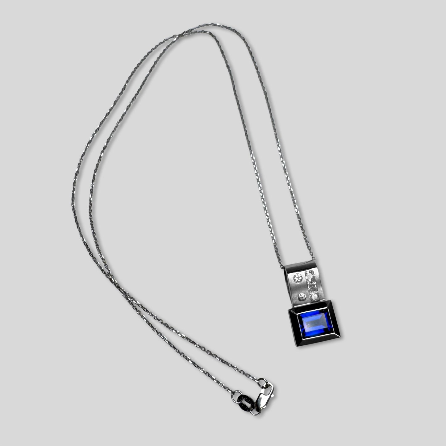 Blue Cubic Zirconia White Gold Necklace