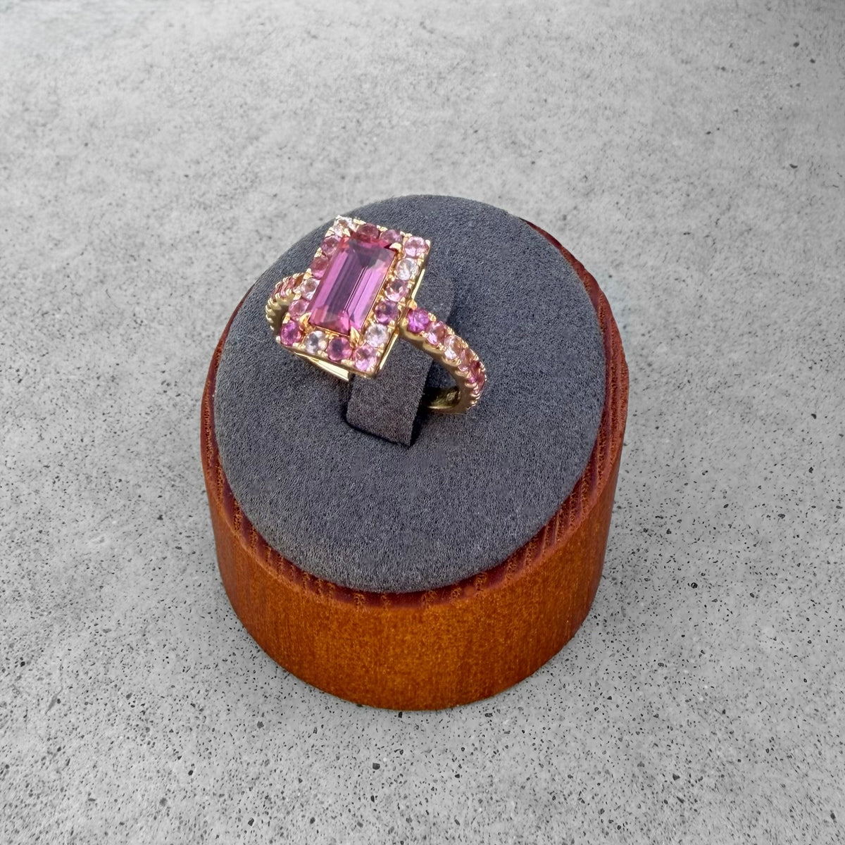 18K Yellow Gold Pink Tourmaline Ring