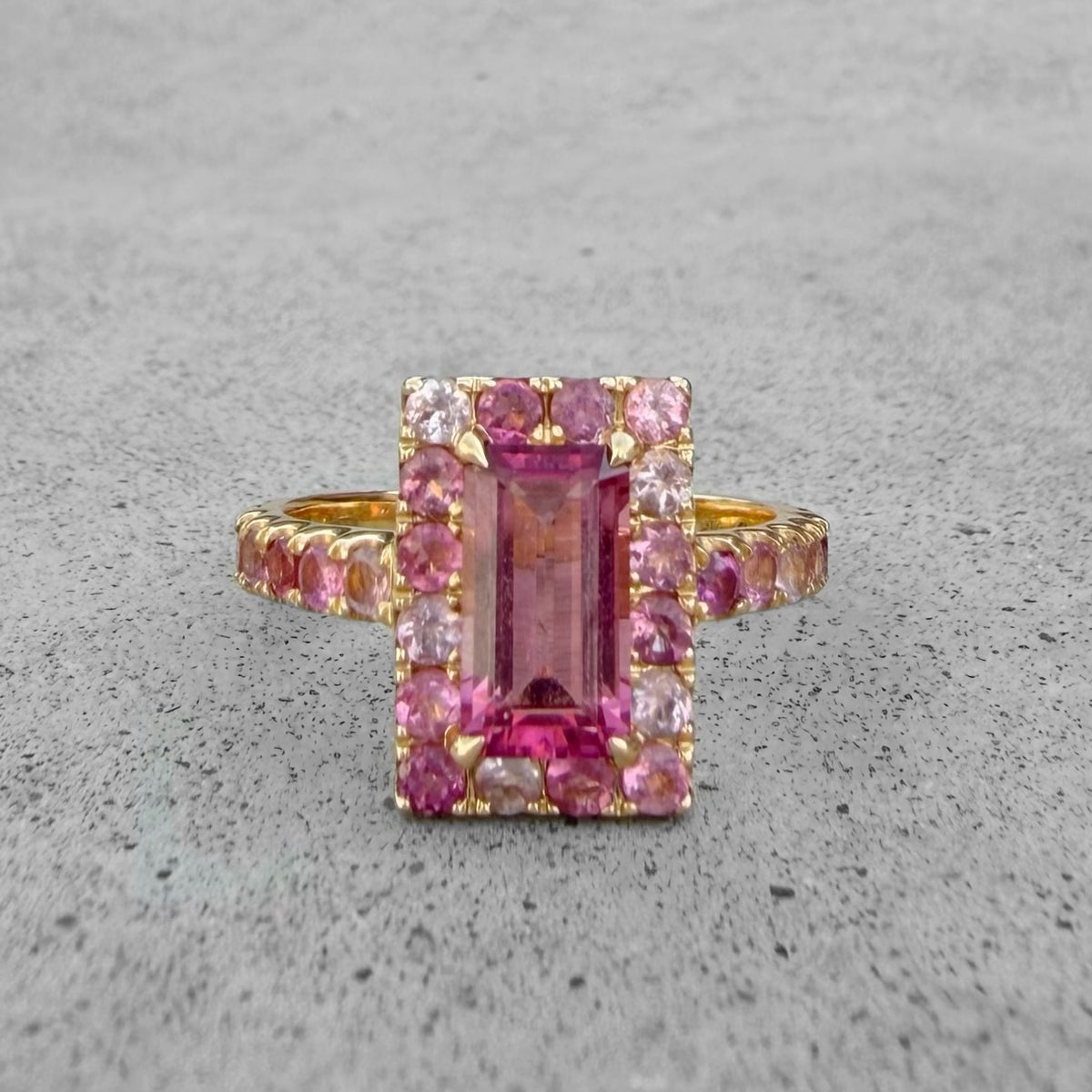 18K Yellow Gold Pink Tourmaline Ring