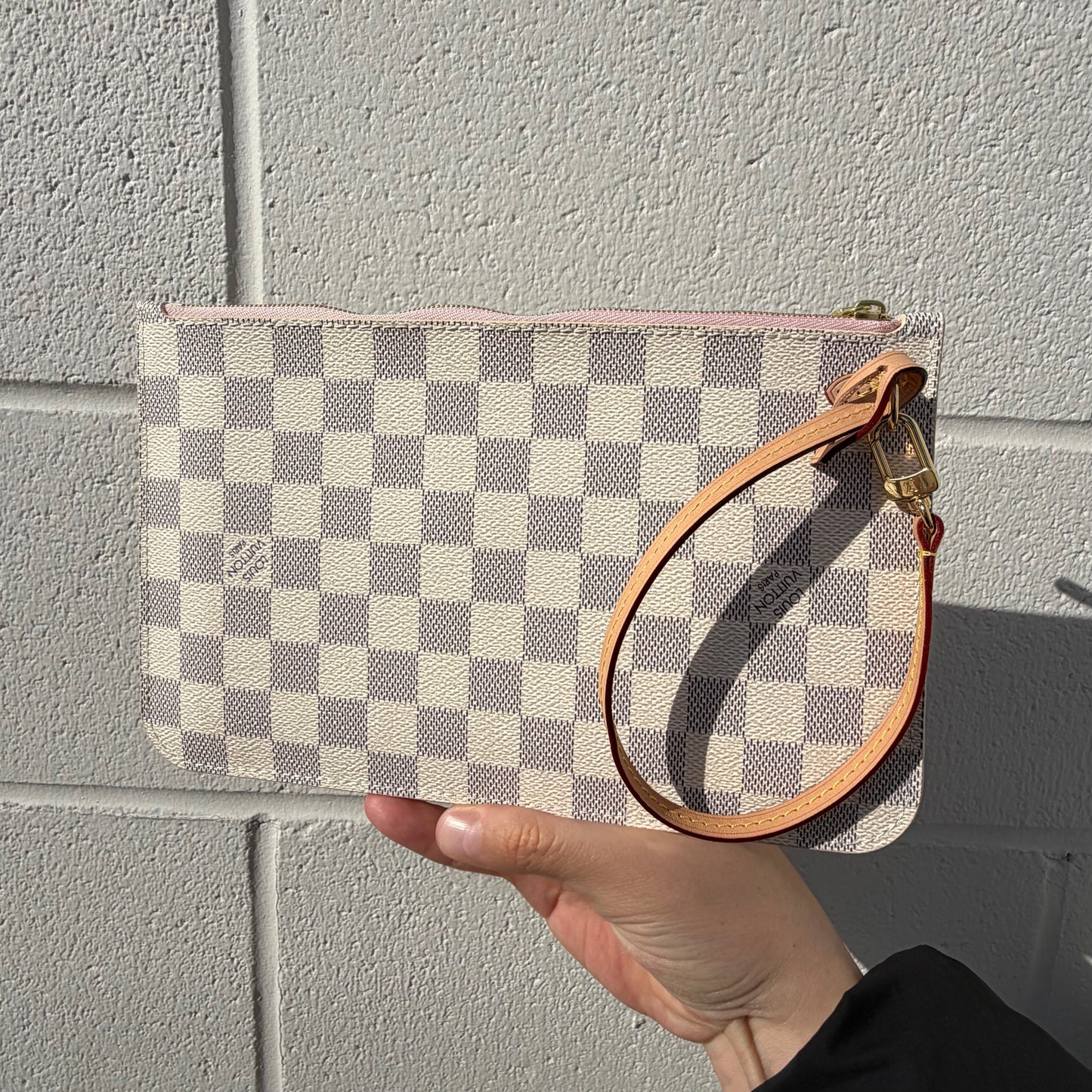 Louis Vuitton Neverfull Pouch