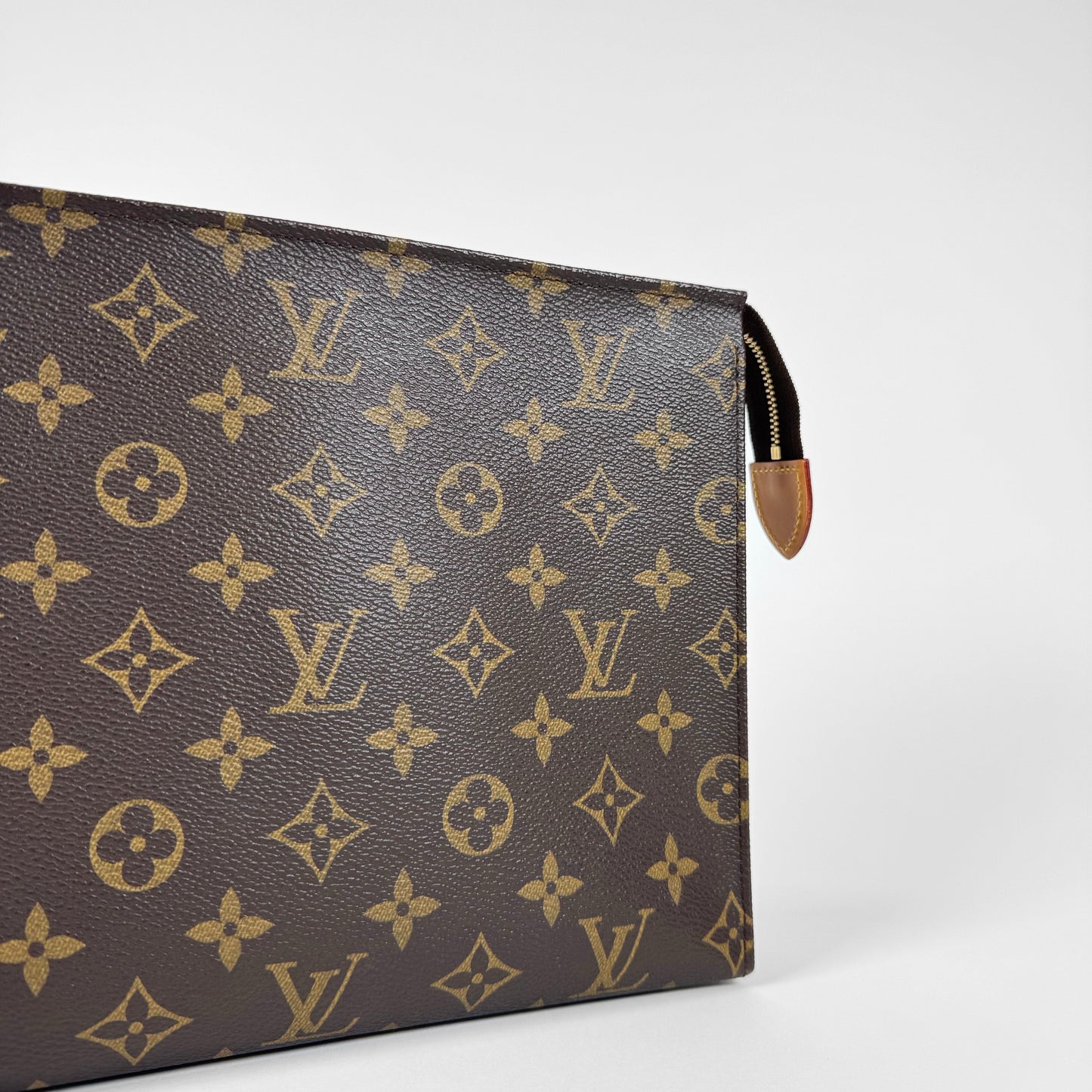 Louis Vuitton Toiletry Pouch 26