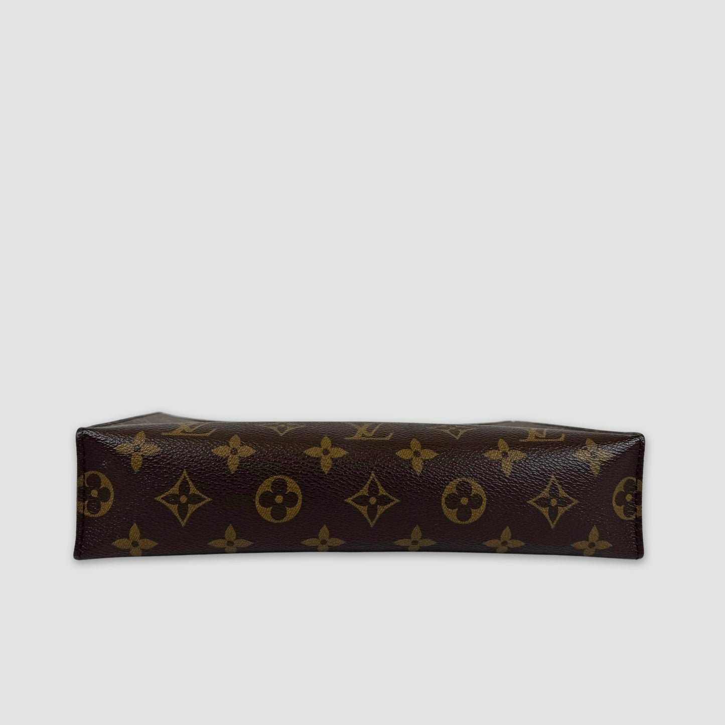 Louis Vuitton Toiletry Pouch 26