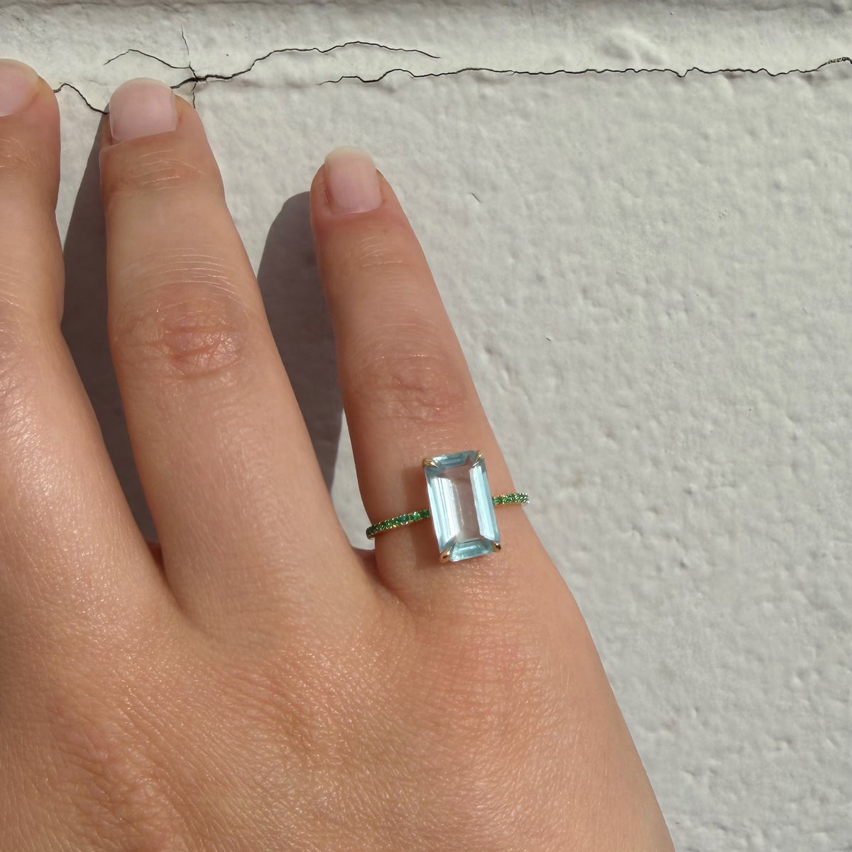 18K Yellow Gold Aquamarine & Emerald Ring