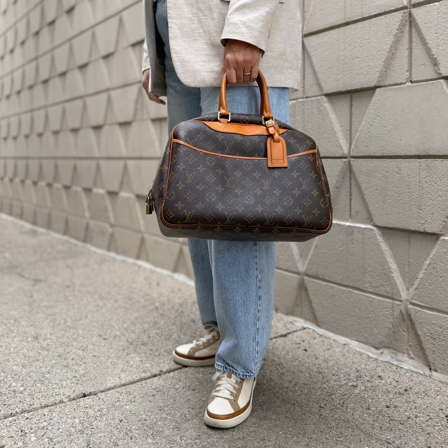 Louis Vuitton Deauville Bag